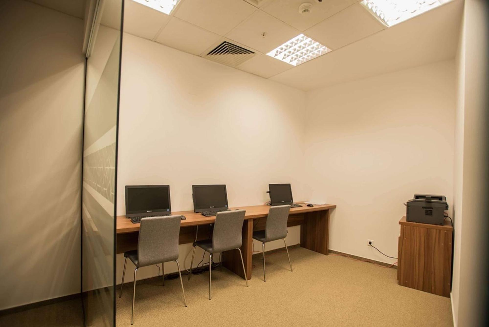 Ramada Plaza Craiova Hotell Eksteriør bilde